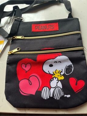 Peanuts Snoopy & Woodstock Crossbody Bag in Black, Red, Pink